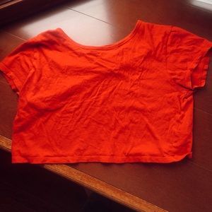 🌻Red crop top